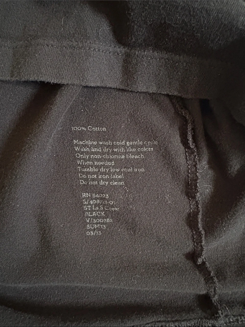 Banana Republic Black Long Sleeve Crewneck Tee